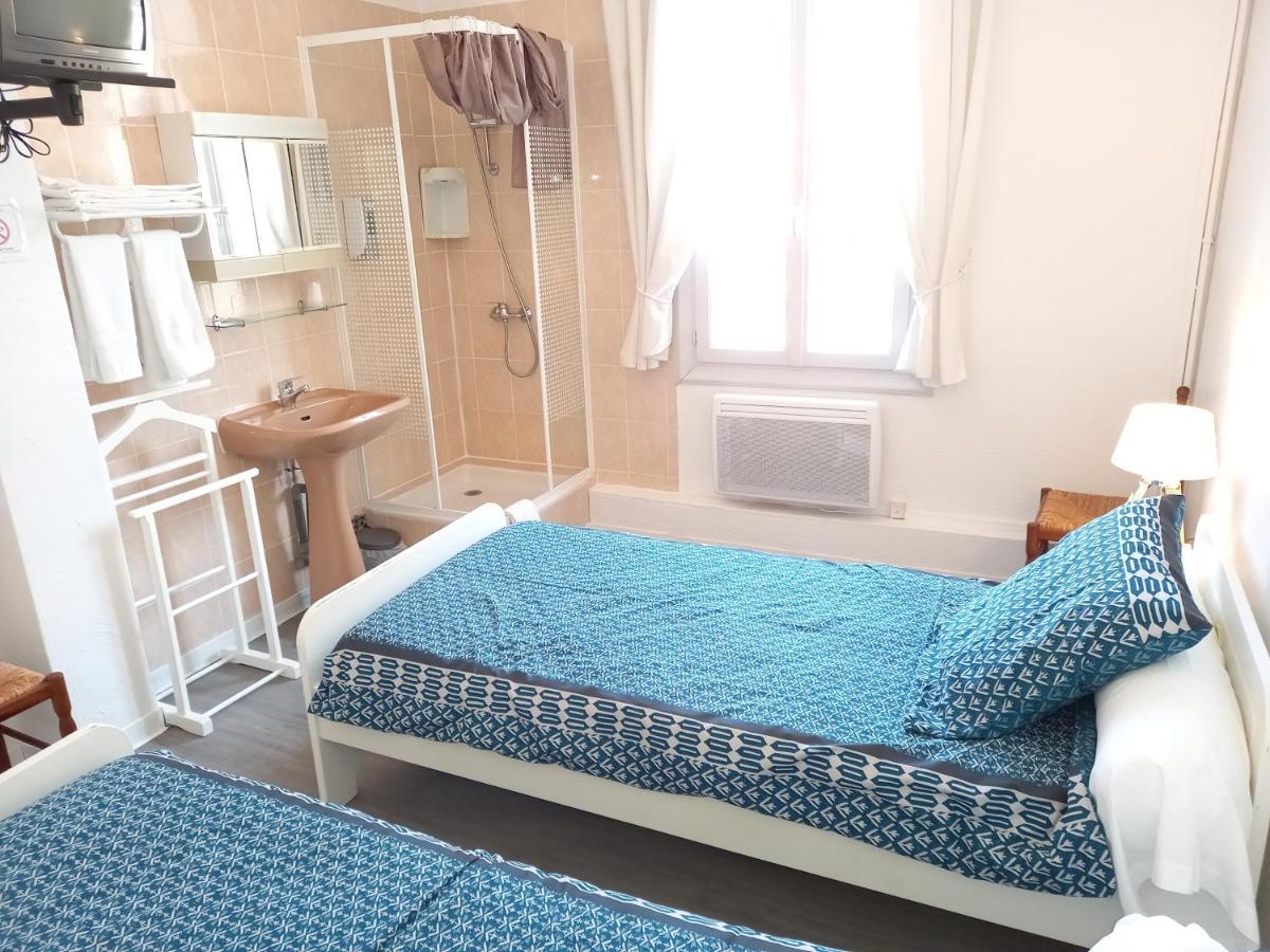 Hotel Le Vauban อ็องเทรอโวซ์ ภายนอก รูปภาพ